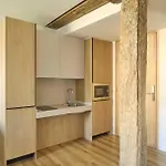 Ξενοδοχείο με διαμερίσματα Enea Living