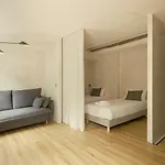 アパートホテル Enea Living